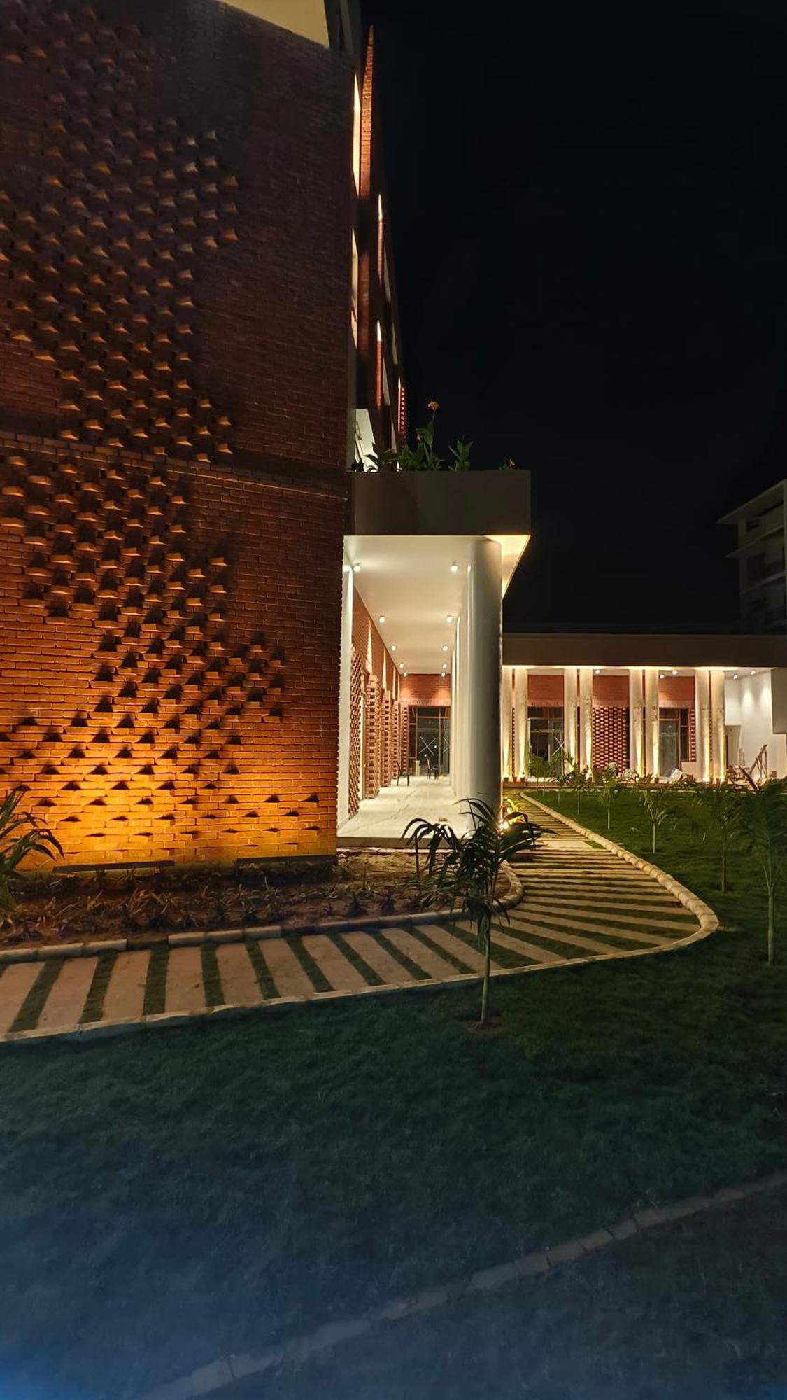 The Pearl Club Resort Shānti Niketan Exterior foto